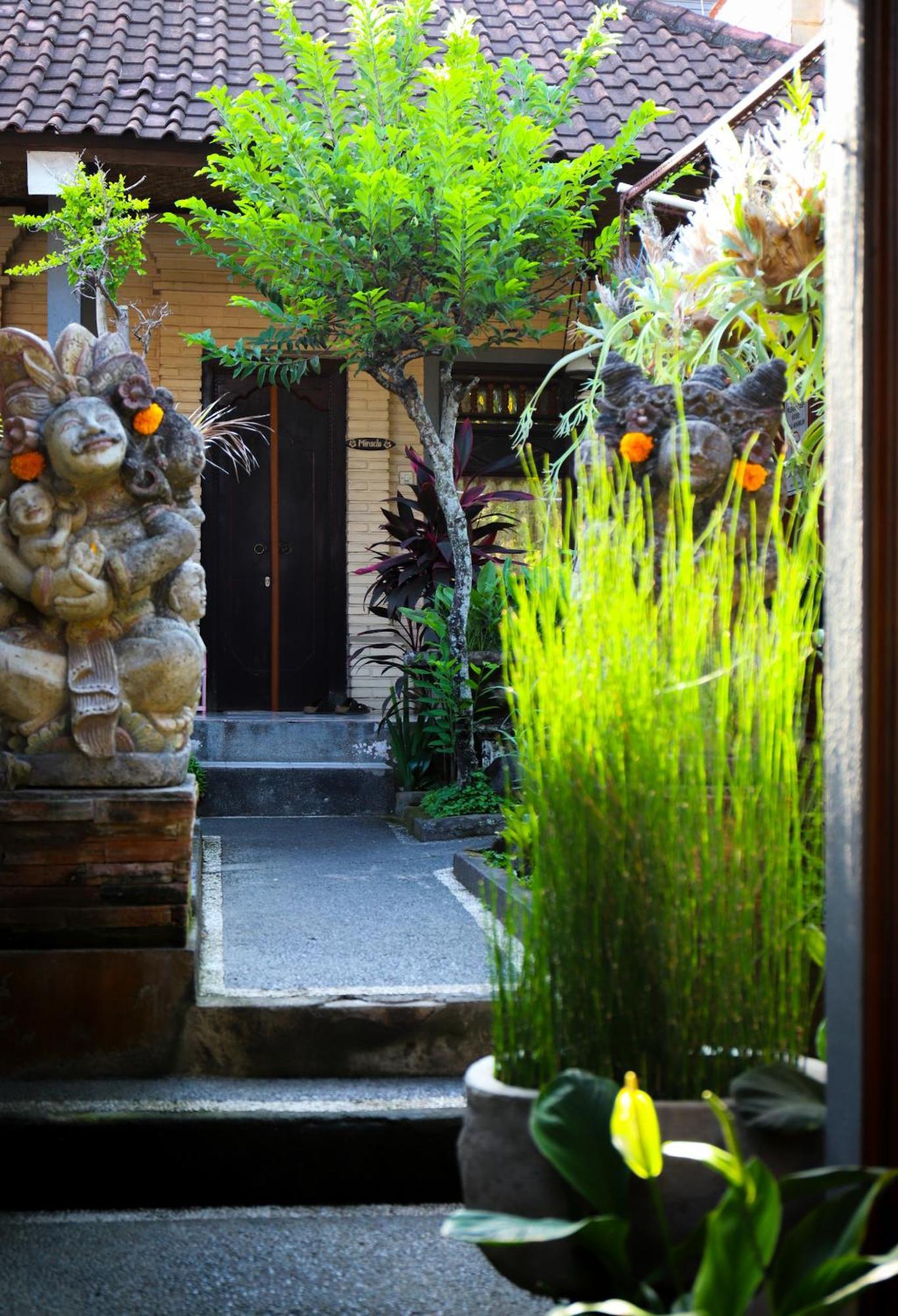 Albergue The Wayan House Ubud Exterior foto